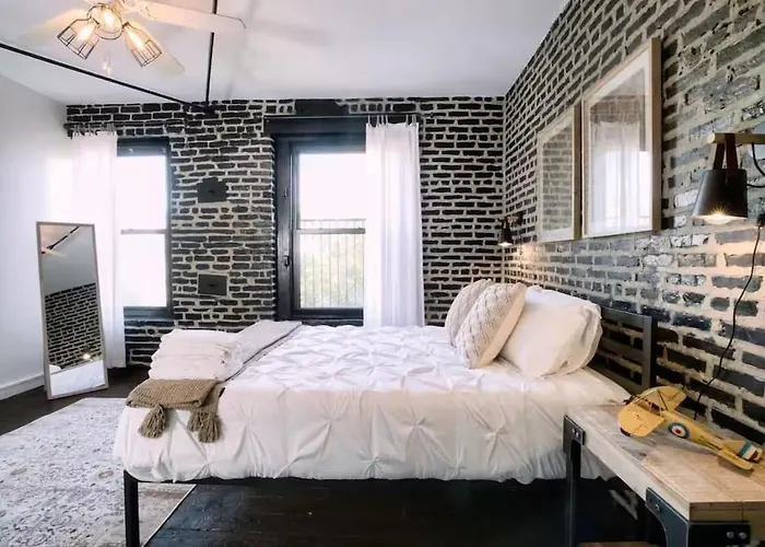 Апартаменты Spacious 4br Near Mccormick & Soldier Field Чикаго