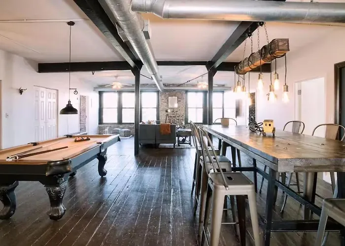 Spacious 4br Near Mccormick & Soldier Field Апартаменты