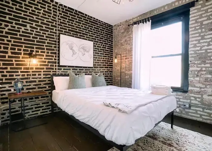 Spacious 4br Near Mccormick & Soldier Field