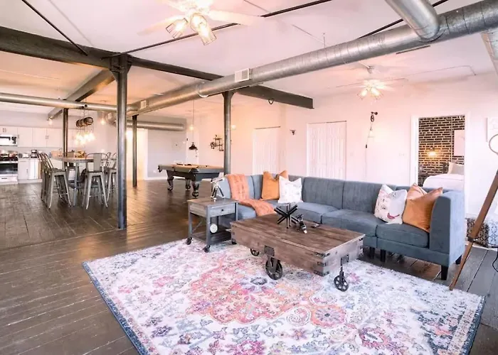 Spacious 4br Near Mccormick & Soldier Field